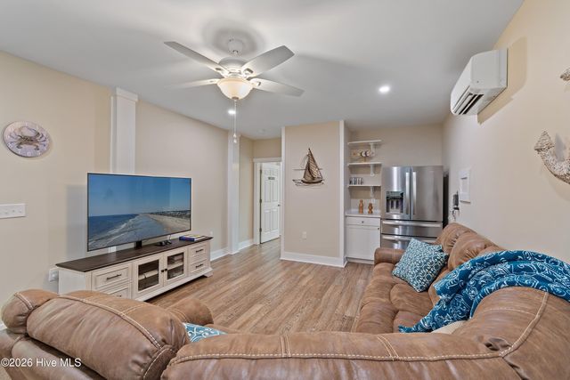 1505 W Yacht Drive, Oak Island, NC 28465