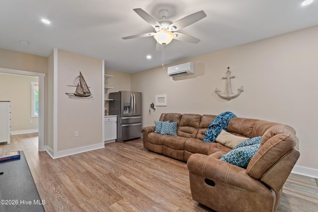 1505 W Yacht Drive, Oak Island, NC 28465