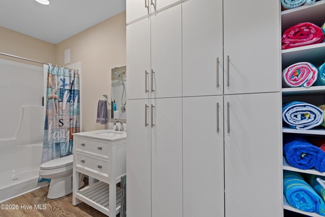 1505 W Yacht Drive, Oak Island, NC 28465