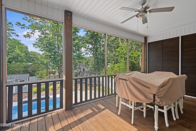 1505 W Yacht Drive, Oak Island, NC 28465