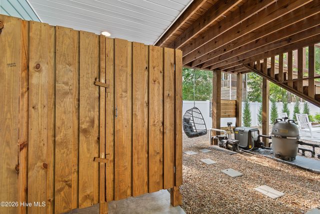 1505 W Yacht Drive, Oak Island, NC 28465
