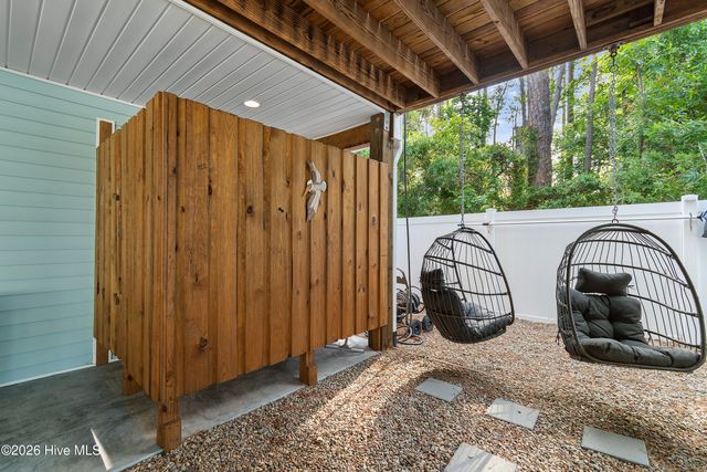 1505 W Yacht Drive, Oak Island, NC 28465