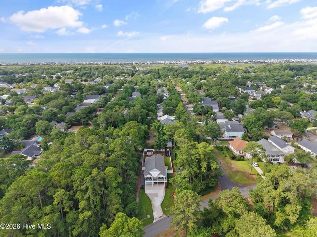 1505 W Yacht Drive, Oak Island, NC 28465