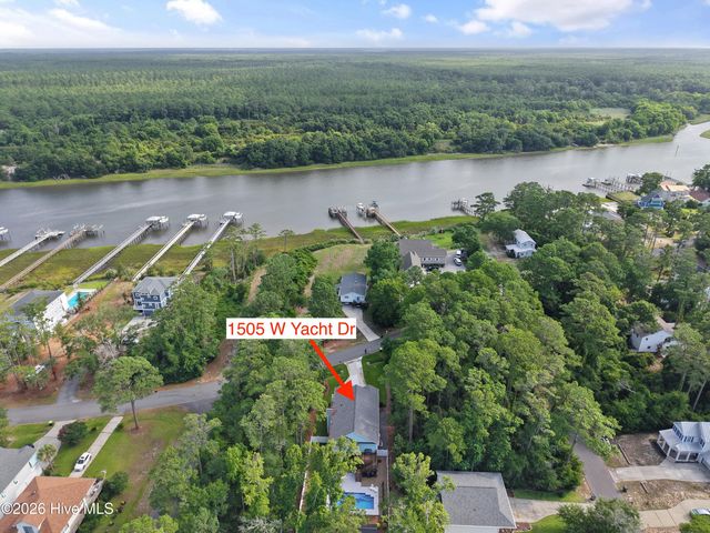 1505 W Yacht Drive, Oak Island, NC 28465
