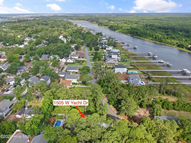 1505 W Yacht Drive, Oak Island, NC 28465