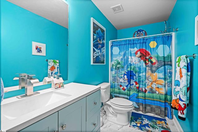 743 Cannonsburg Drive, Duncan, SC 29334