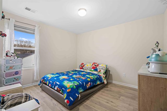 743 Cannonsburg Drive, Duncan, SC 29334