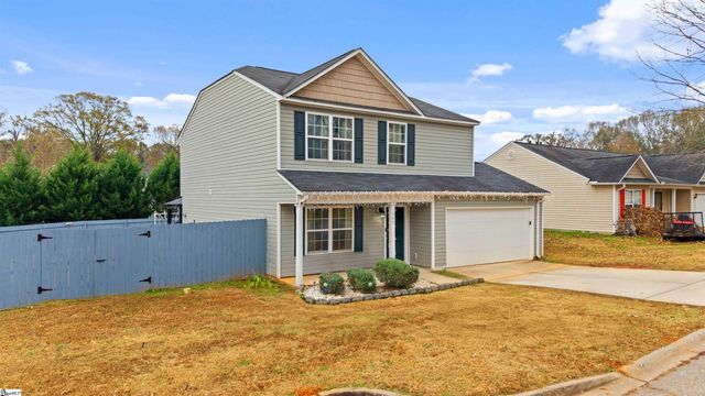 743 Cannonsburg Drive, Duncan, SC 29334