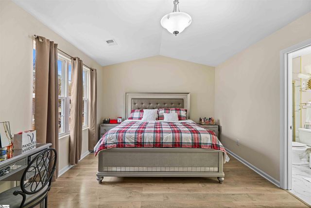 743 Cannonsburg Drive, Duncan, SC 29334