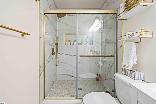 743 Cannonsburg Drive, Duncan, SC 29334