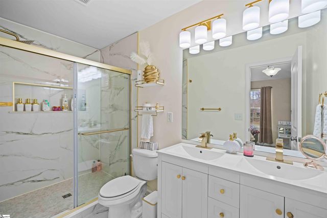 743 Cannonsburg Drive, Duncan, SC 29334