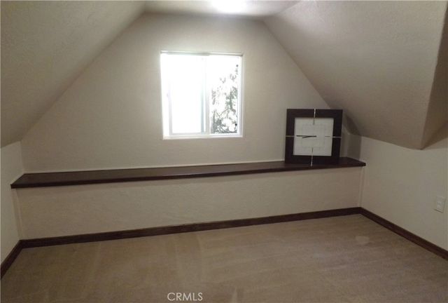 590 Lanes End, Crestline, CA 92325