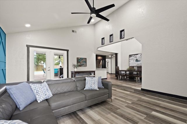 104 San Medina Lane, Joshua, TX 76058