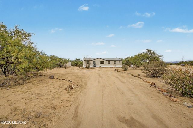 16895 S Horse Hollow Trail, Sahuarita, AZ 85629
