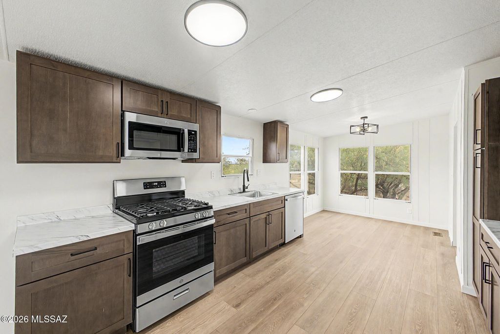 16895 S Horse Hollow Trail, Sahuarita, AZ 85629