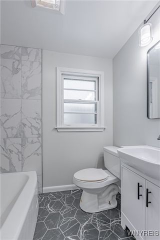 2434 Weston Avenue, Niagara Falls, NY 14305