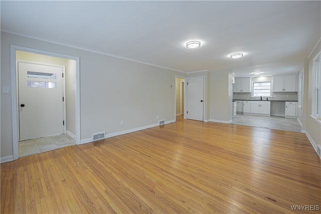 2434 Weston Avenue, Niagara Falls, NY 14305