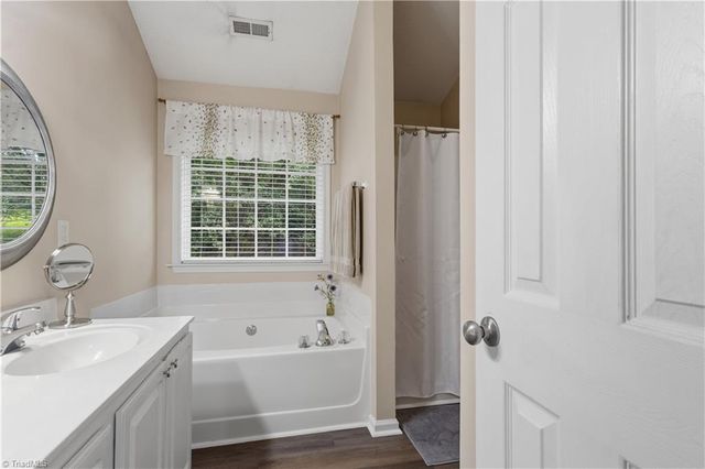 3825 Poplar Valley Lane, Winston-salem, NC 27127