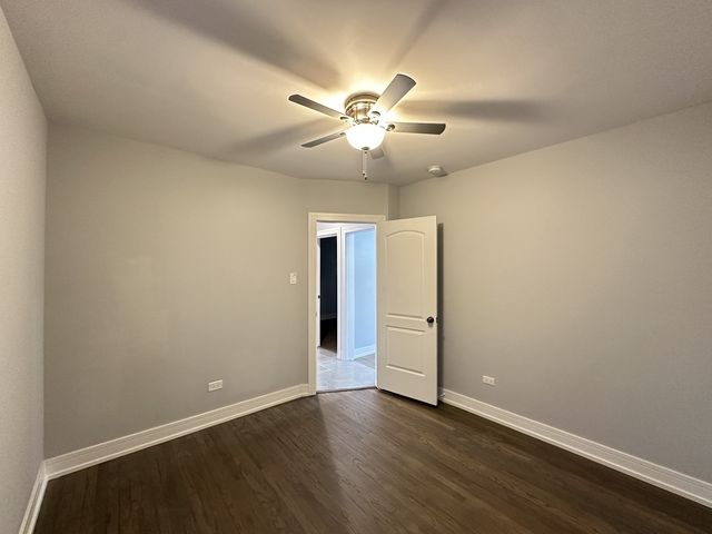 5510 N Luna Avenue 1, Chicago, IL 60630