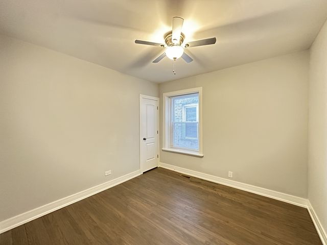 5510 N Luna Avenue 1, Chicago, IL 60630