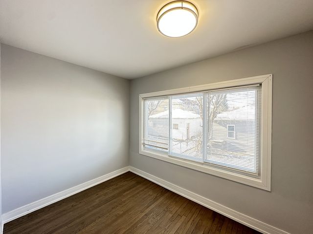 5510 N Luna Avenue 1, Chicago, IL 60630