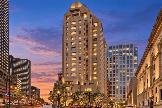 1 Huntington Ave 302, Boston, MA 02116