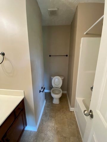 2961 S Rutherford Blvd Apt D3, Murfreesboro, TN 37130