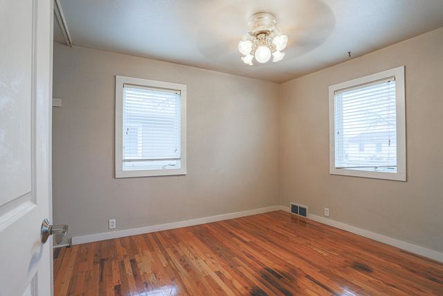 1023 ASH Street, Council Bluffs, IA 51501