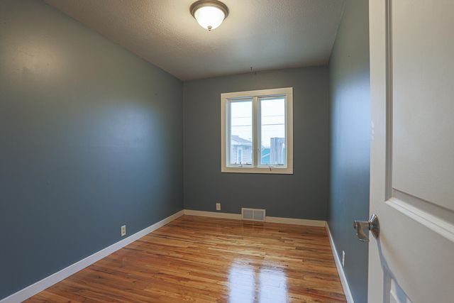 1023 ASH Street, Council Bluffs, IA 51501