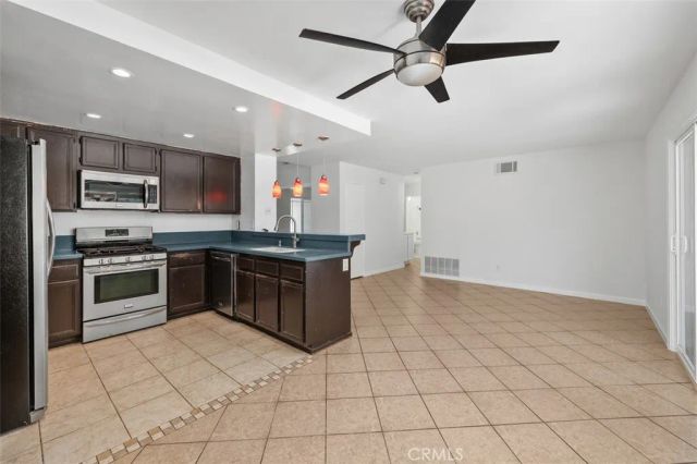 10424 2nd st, Santee, CA 92071