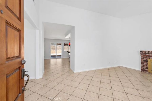 10424 2nd st, Santee, CA 92071