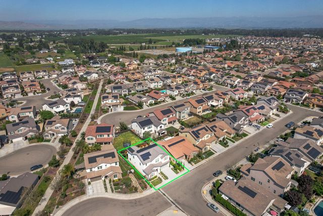 3497 Lincoln Avenue, Clovis, CA 93619