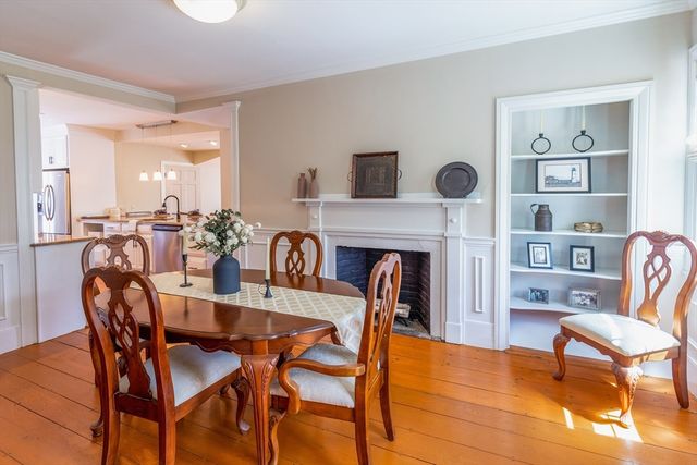 44 Russell St, Plymouth, MA 02360