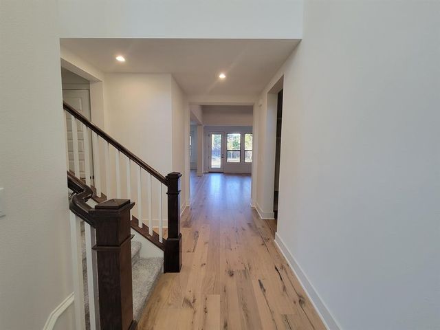 4607 Flameleaf Sumac DR, Austin, TX 78738