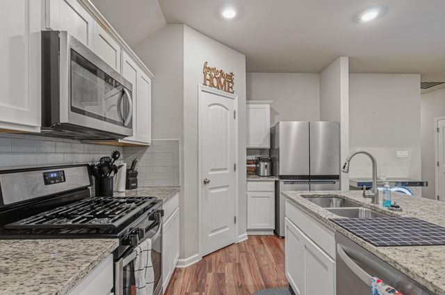 15915 Olive Grove Dr, Zachary, LA 70791
