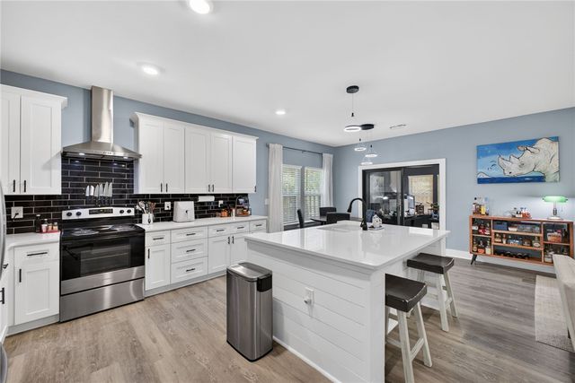 107 N 3rd Street, Easley, SC 29640