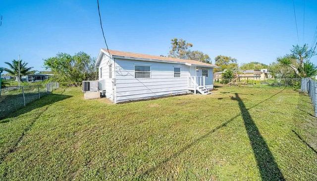 1520 Hunter Road, Okeechobee, FL 34974