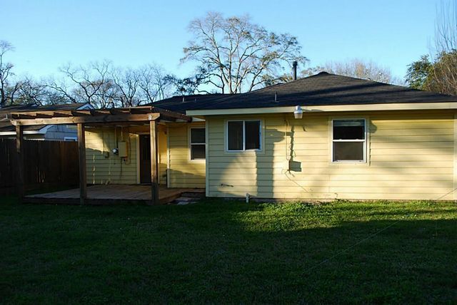 6611 Housman Street, Houston, TX 77055