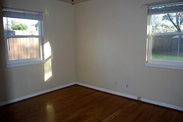 6611 Housman Street, Houston, TX 77055