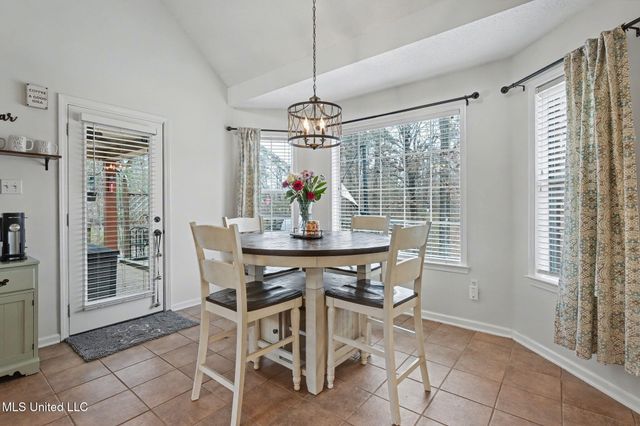 9784 Mosby Drive, Olive Branch, MS 38654