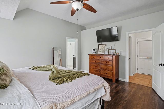 9784 Mosby Drive, Olive Branch, MS 38654