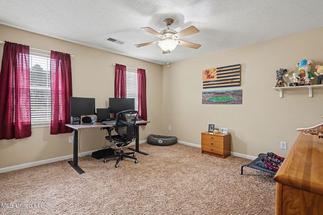 9784 Mosby Drive, Olive Branch, MS 38654