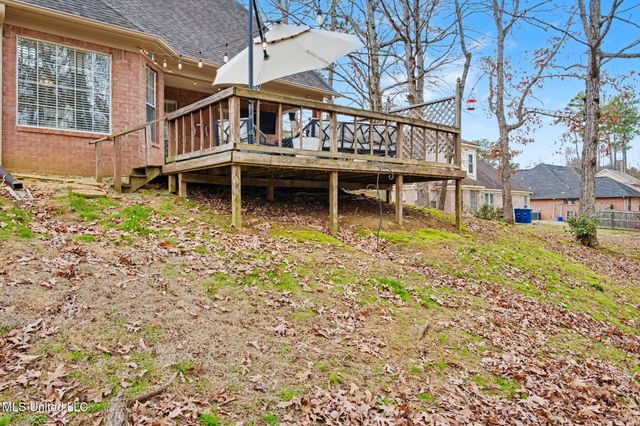9784 Mosby Drive, Olive Branch, MS 38654