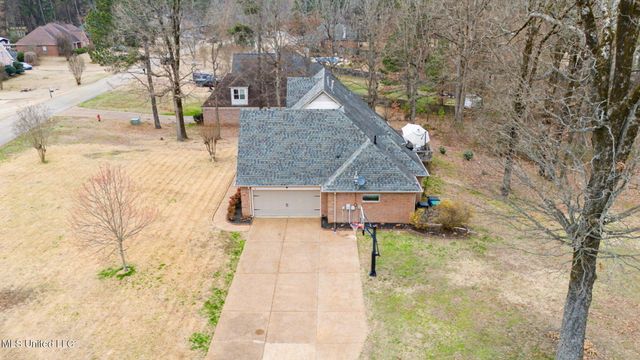 9784 Mosby Drive, Olive Branch, MS 38654