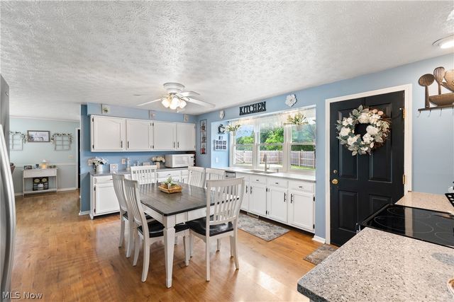 7919 Windbur Circle NW, North Canton, OH 44720
