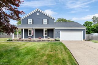 7919 Windbur Circle NW, North Canton, OH 44720