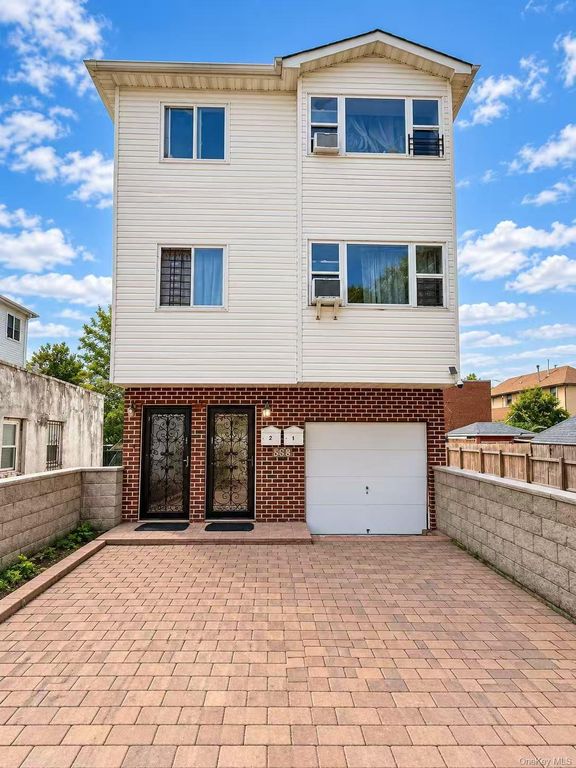 998 Crescent Street, Brooklyn, NY 11208 — exterior