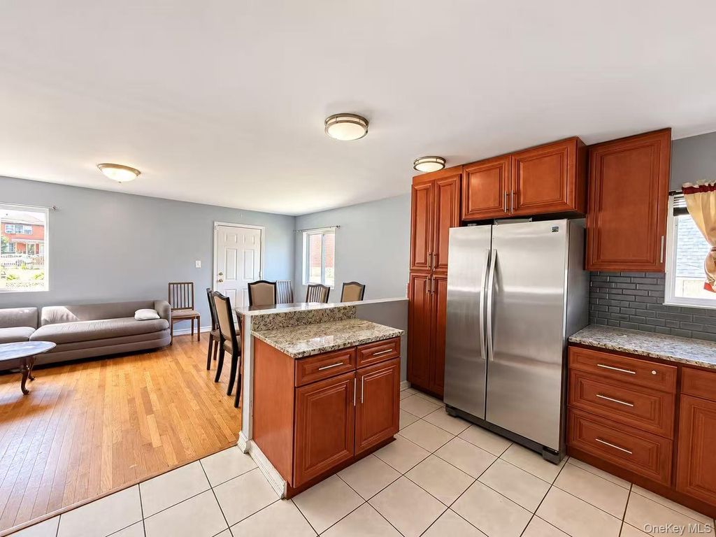 998 Crescent Street, Brooklyn, NY 11208 — photo 2
