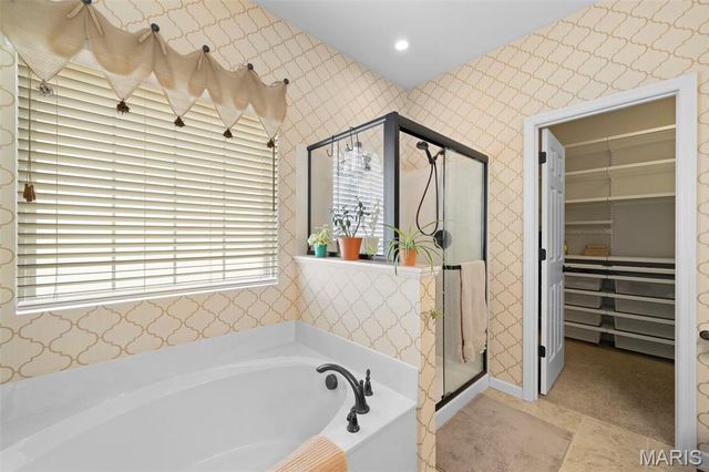 104 Ellington Oaks Drive, St Peters, MO 63376