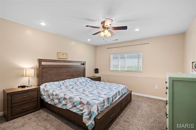 104 Ellington Oaks Drive, St Peters, MO 63376